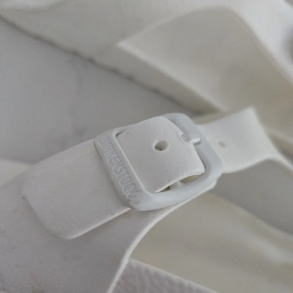Birkenstock Essentials Gizeh Footbed Thong Slip-on Sandals Foam Light White 37